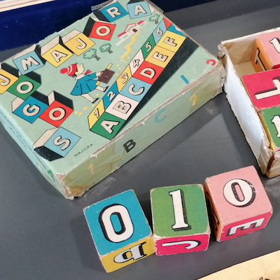 AQUI, 'AQUI AQUI, 'AQUI