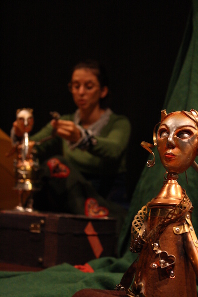 Benilde Bzzzoira Benilde Bzzzoira