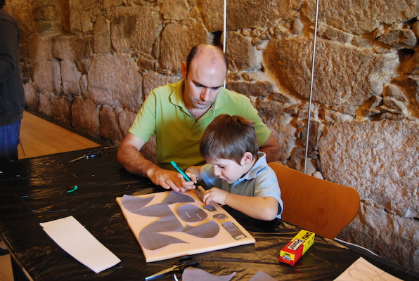 Marionetas em Esponja - Chinfrim e outros Bichos Assim Marionetas em Esponja - Chinfrim e outros Bichos Assim