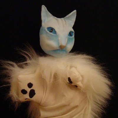 Hmnm! Há Monges no Mosteiro Hmnm! Há Monges no Mosteiro