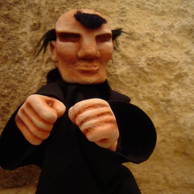 Hmnm! Há Monges no Mosteiro Hmnm! Há Monges no Mosteiro