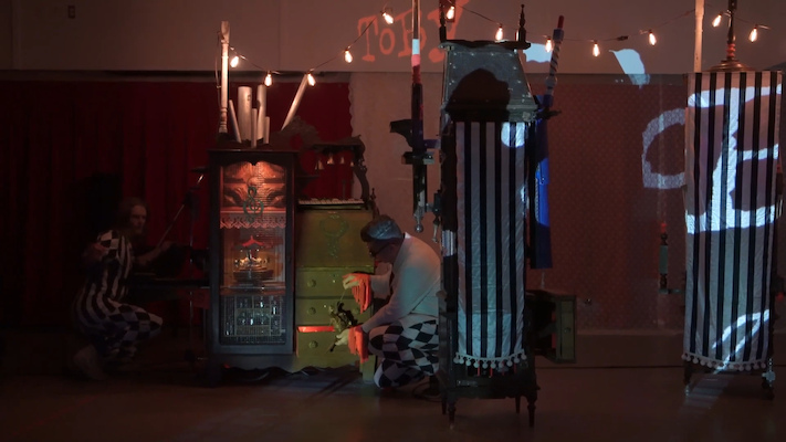 Câmera! Marionetas!… Ação! Câmera! Marionetas!… Ação!